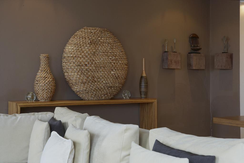 Marine Square Luxury Suites Hermanus Exterior foto