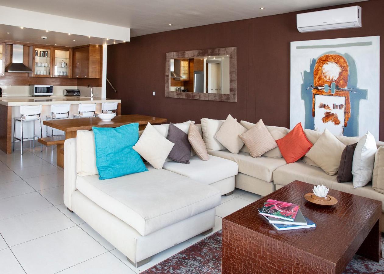 Marine Square Luxury Suites Hermanus Exterior foto